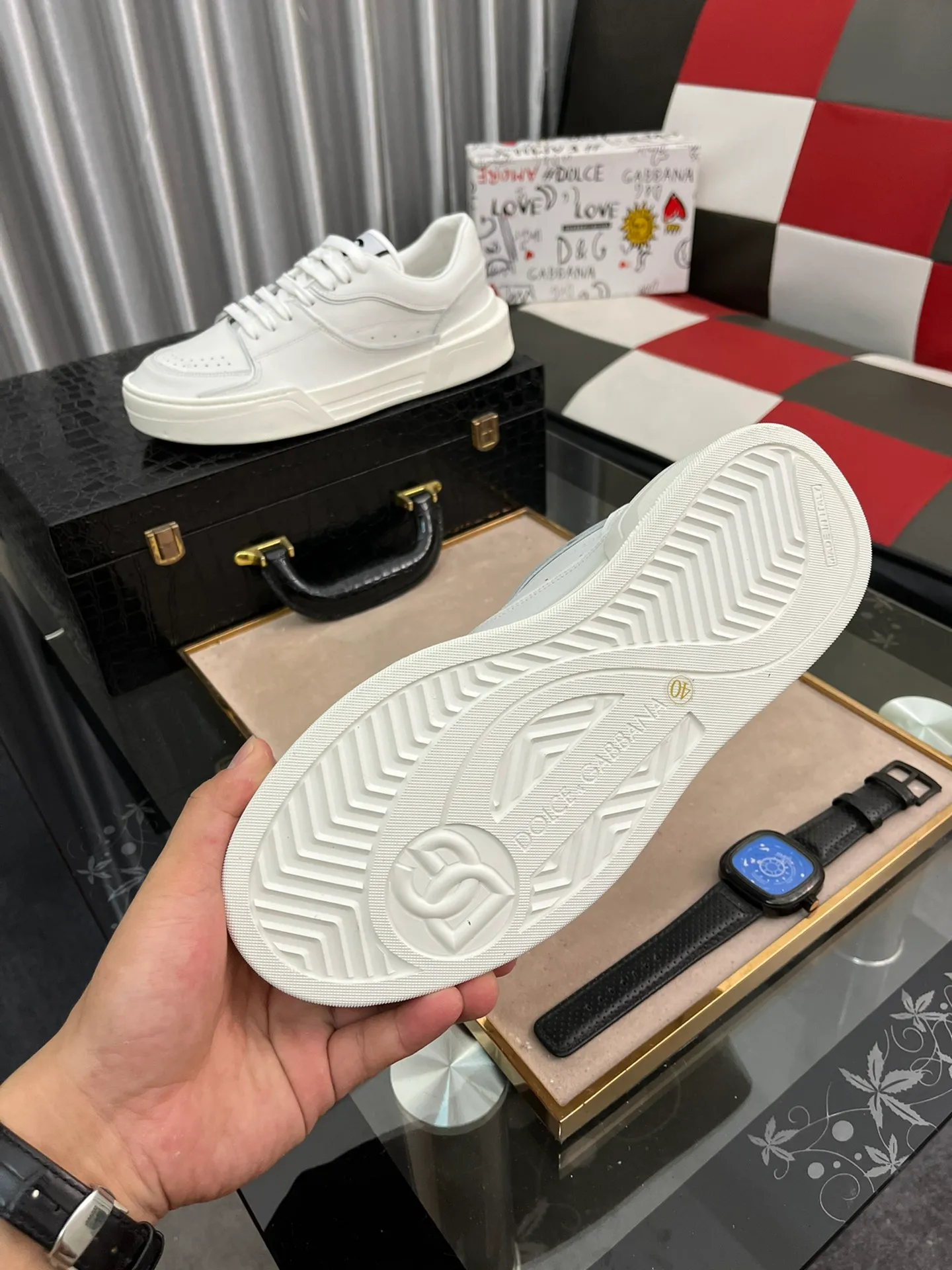 Men's shoes 💰480⌚️⌚️【DG～】Men's casual shoes are on sale simultaneously in 2022z cabinets 🔷Multiple colors🔜Handmade upper with graffiti fabric ➕Genuine leather lining, comfortable and breathable, sole: original comfortable handmade graffiti wear-resistant outsole, ⚠️real thing📱photography🎬the real thing is better. Code number 38-445⃣️Color optional